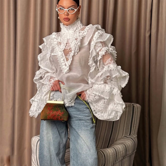 Damen Transparente Spitzenbluse mit Volant-Ärmeln und hohem Stehkragen Nord Taschen