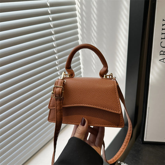 Damen Mini-Handtasche mit verstellbarem Riemen und elegantem Design Nord Taschen