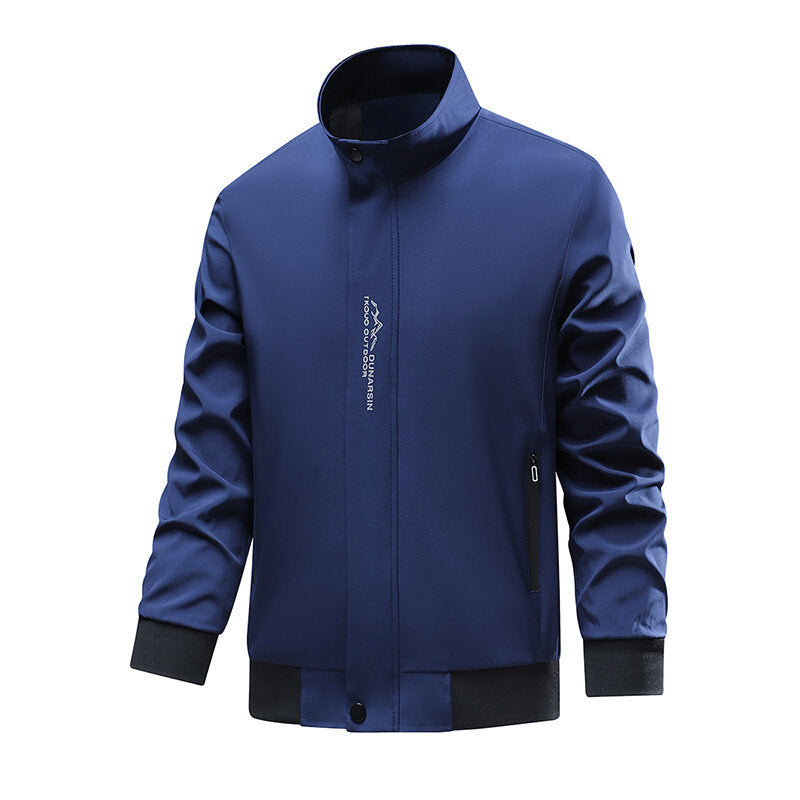 Herren Sportliche Übergangsjacke mit hochschließendem Kragen und seitlichen Reißverschlusstaschen Nord Taschen