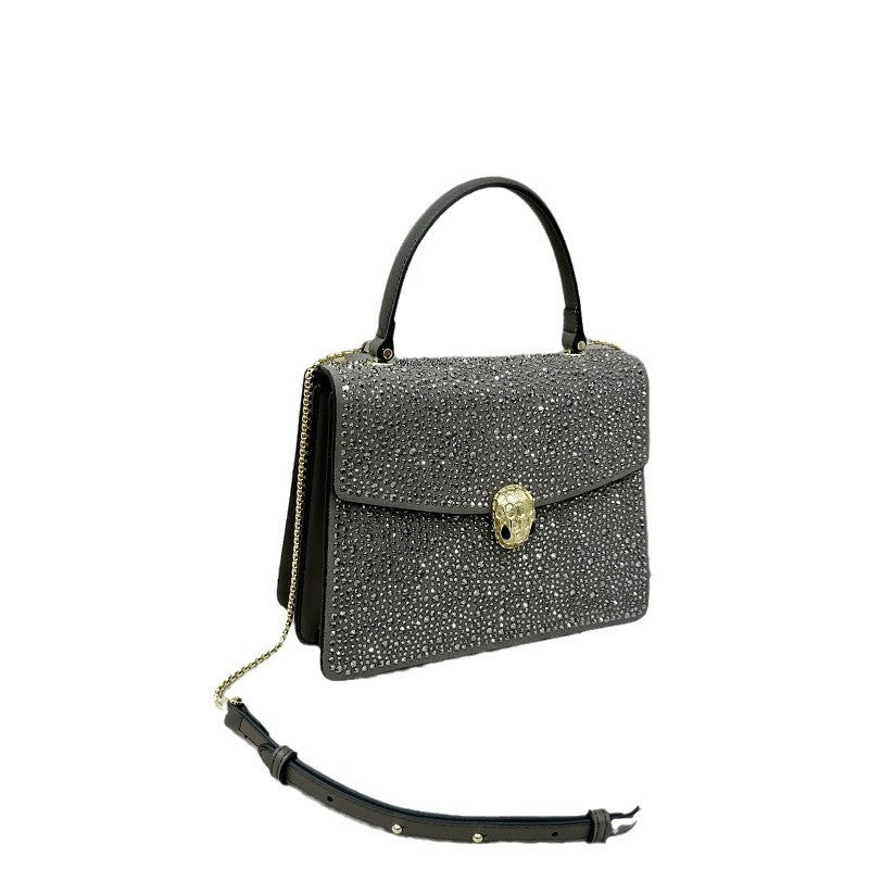 Damen Designer-Handtasche mit einzigartigem Totenkopfverschluss Nord Taschen