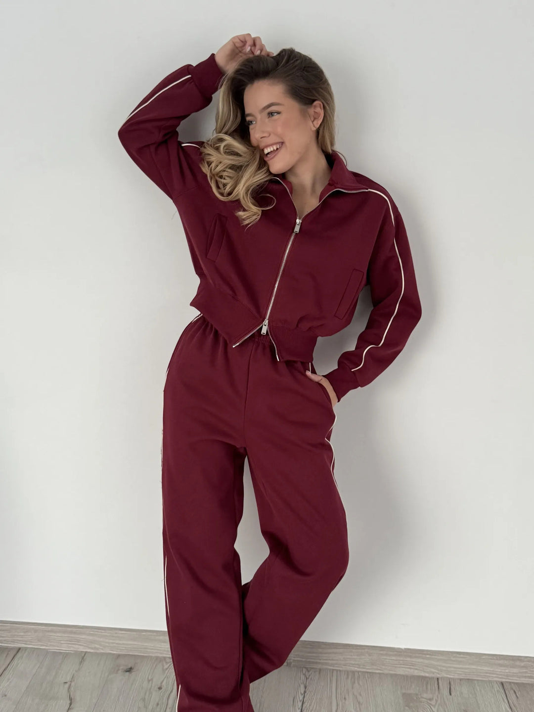 Damen lockerer Zip-Trainingsanzug mit kontrastpaspel, weitem Bein und elastischem Tunnelzugbund Nord Taschen