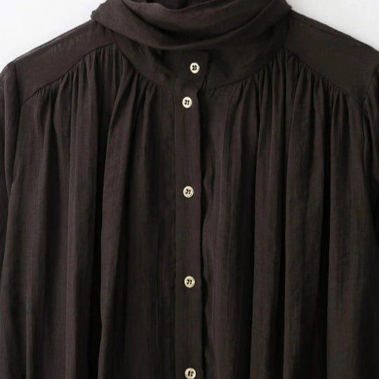 Damen Locker fallende Chiffon‑Bluse mit Schalkragen, Knopfleiste und Ballonärmeln Nord Taschen