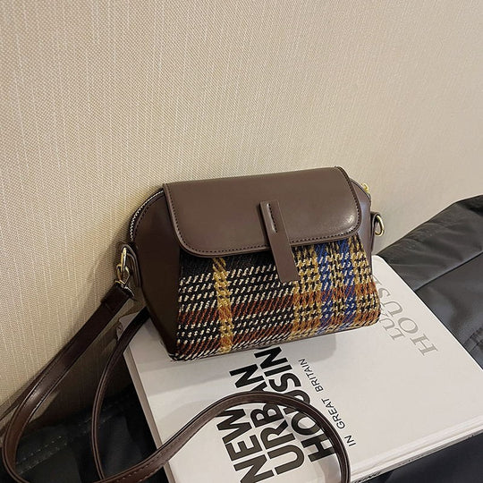 Damen Umhängetasche mit stilvollem Karomuster Nord Taschen