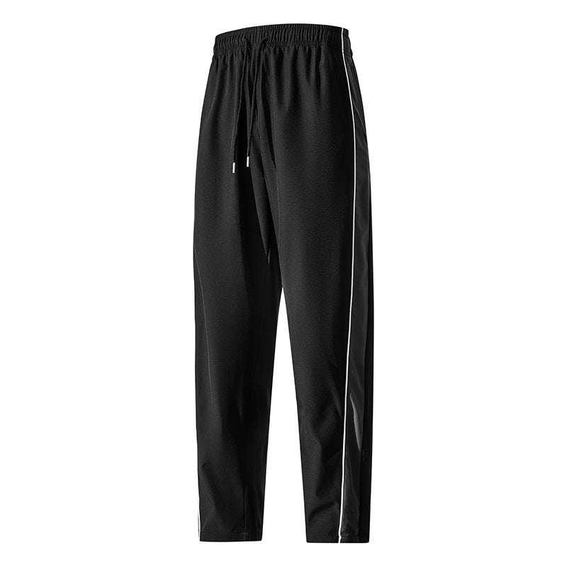 Herren Leichte Trainingshose im Relaxed-Fit mit elastischem Tunnelzugbund und kontrastseitiger Paspel Nord Taschen