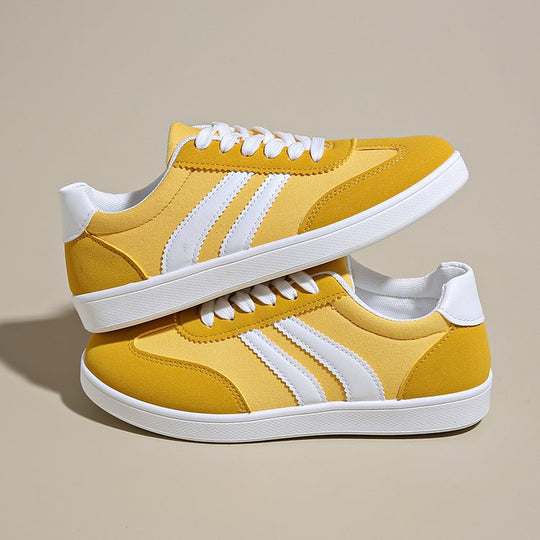 Damen Sneakers im sportlichen Design mit atmungsaktiver Oberflächenstruktur