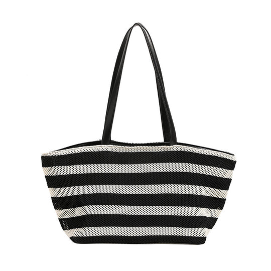 Damen Strandtasche mit praktischen Seitentaschen und stylischen Streifen Nord Taschen
