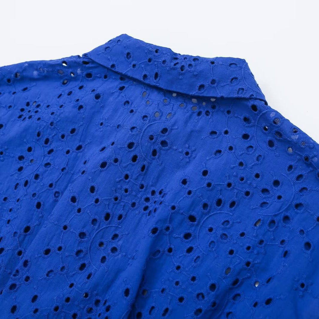 Damen Ärmellose Lochstickerei-Bluse mit Hemdkragen und Perlmuttknopfleiste Nord Taschen