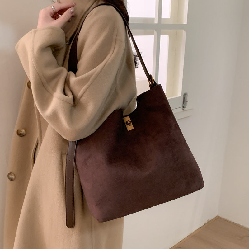 Damen schicke Hobo-Tasche mit elegantem Verschluss Nord Taschen