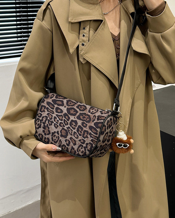 Damen Umhängetasche mit tierischem Design und praktischen Fächern Nord Taschen