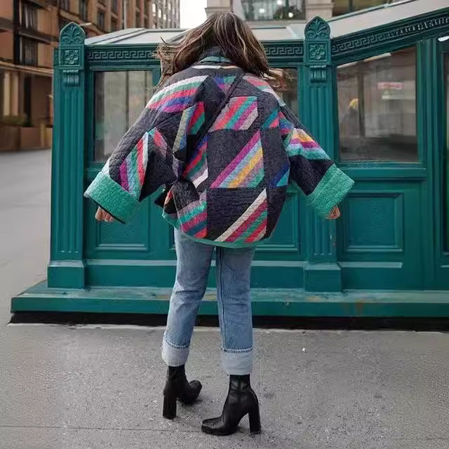Damen wattierte Kimono-Steppjacke mit Patchwork-Design und weiten Ärmeln Nord Taschen
