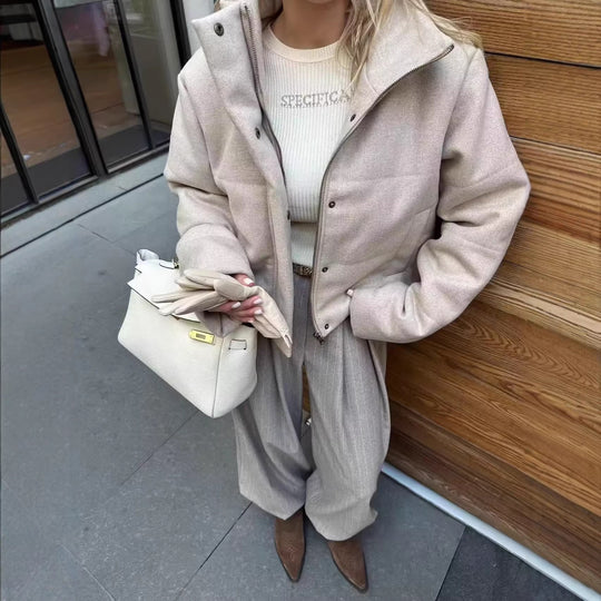 Damen Kurze wattierte Wollmix-Übergangsjacke mit hohem Stehkragen und verdeckter Druckknopfleiste Nord Taschen