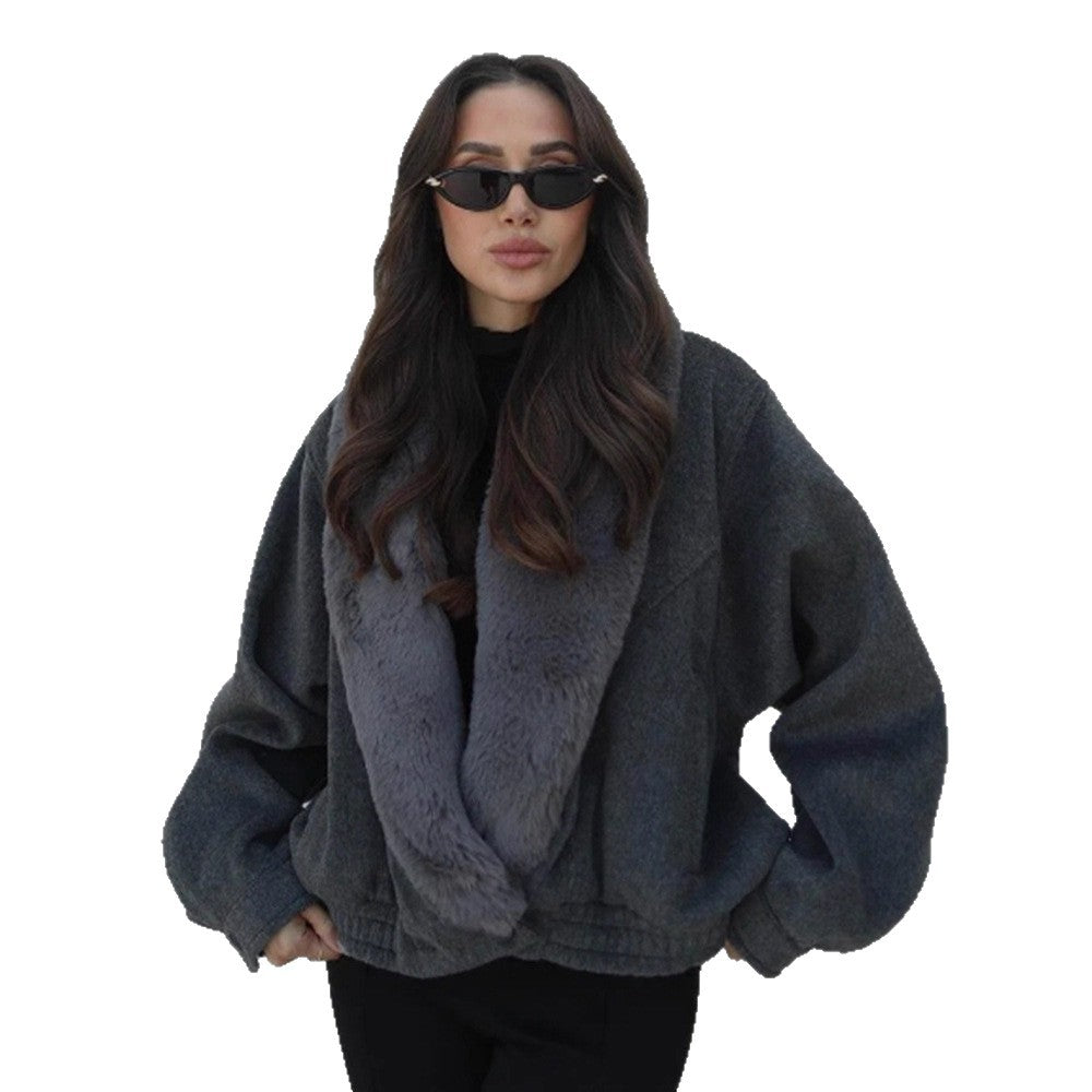 Damen Kurzjacke mit voluminösem Kunstfell-Schalkragen und elastischem Saum Nord Taschen