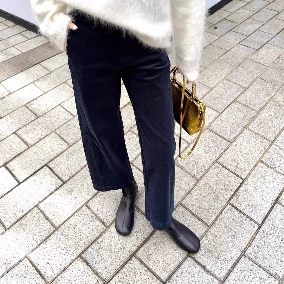Damen Hochtaillierte Samt-Culotte mit weitem Bein und dezenten Eingrifftaschen Nord Taschen