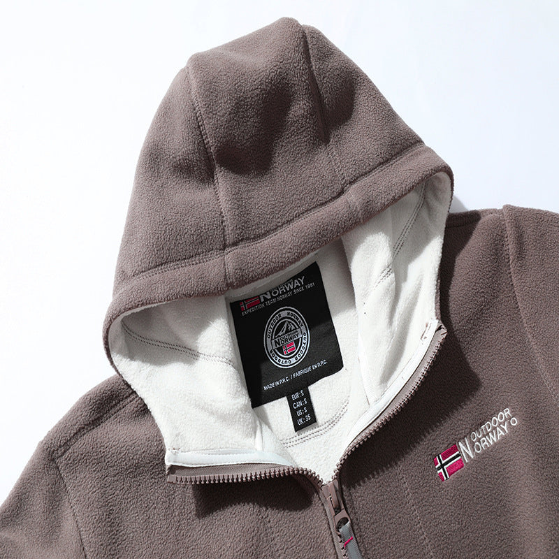 Herren Microfleece-Outdoorjacke mit Kapuze, windabweisender Struktur und Logo-Patch Nord Taschen