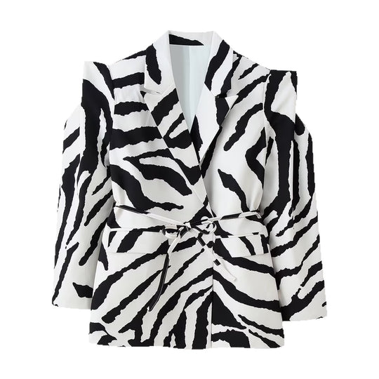 Damen Taillierter Blazer mit Bindegürtel und Cut-Out-Schultern Nord Taschen