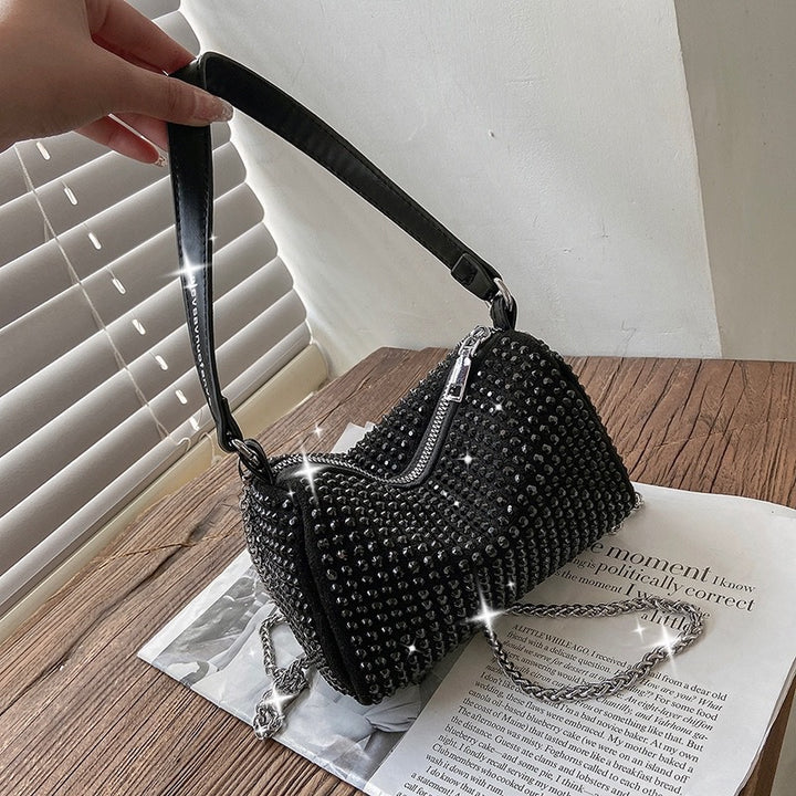 Damen Glamouröse Handtasche mit funkelnden Strassakzenten Nord Taschen