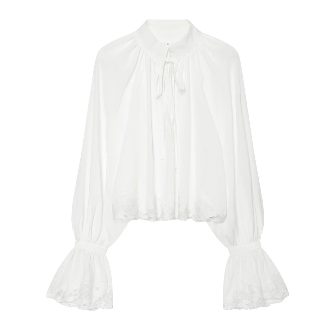 Damen Transparente Bluse mit Stehkragen, Volantenärmeln und Spitzenborte Nord Taschen