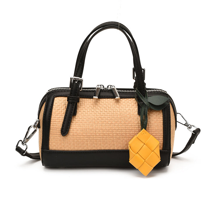 Damen Trendige Handtasche mit verspieltem Anhänger Nord Taschen