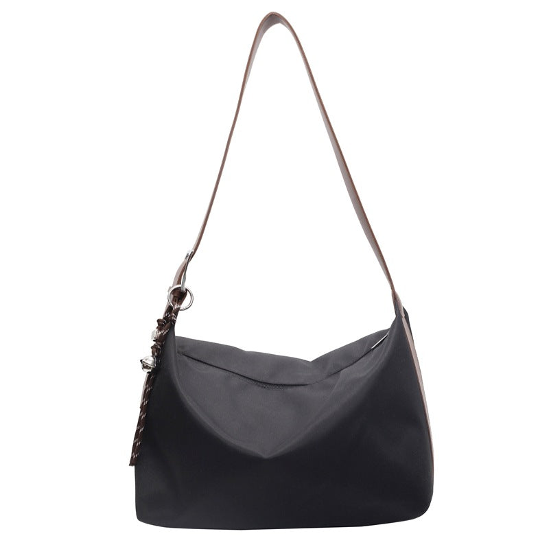 Damen elegante Hobo-Tasche mit weichem Leder und trendigem Detail Nord Taschen