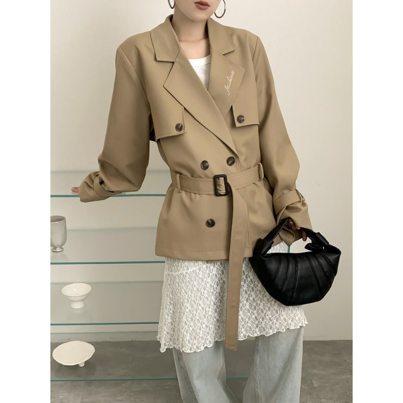 Damen Kurztrenchjacke mit taillierendem Bindegürtel und voluminösen Ballonärmeln Nord Taschen