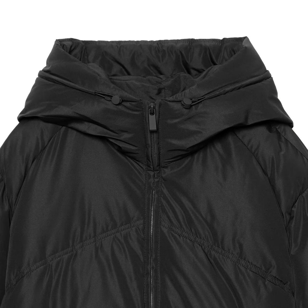 Damen Kurz geschnittene wattierte Oversize‑Steppjacke mit hohem Stehkragen und Kapuze Nord Taschen
