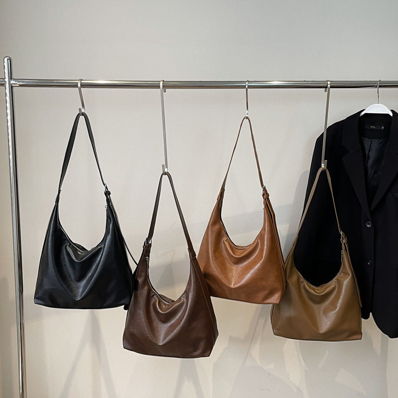 Damen Hobo-Tasche mit luxuriösem Kunstleder und abnehmbarem Kosmetiktäschchen Nord Taschen