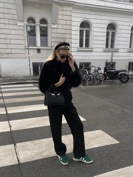 Damen Kurz geschnittene Shaggy-Faux-Fur Jacke mit kastiger Silhouette und extraweichem Hochflor Nord Taschen