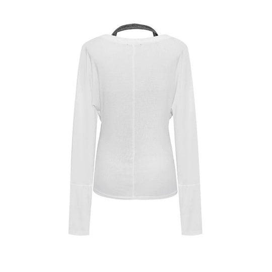 Damen Lagen-Langarmshirt mit tiefem V-Ausschnitt, Neckholder-Innenlayer und seitlichem Script-Print Nord Taschen