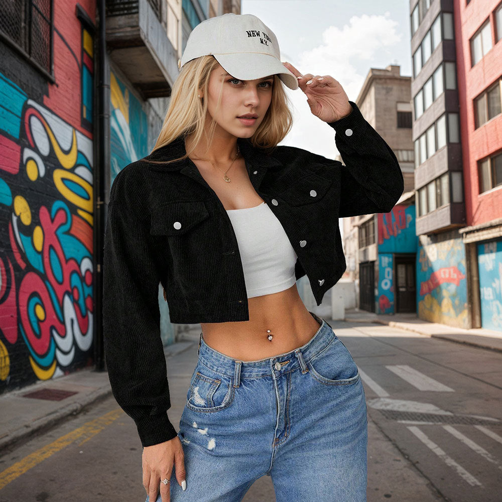 Damen kurze taillierte Cordjacke mit Brusttaschen und Druckknopfleiste Nord Taschen