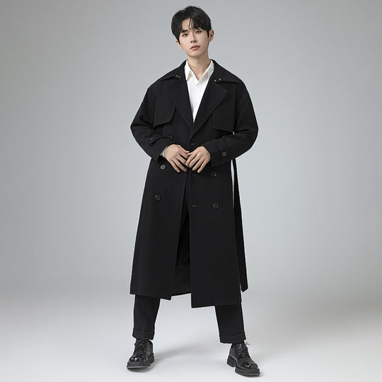 Herren Trenchcoat im minimalistischen Doppelreiher mit breitem Schalkragen und Taillengürtel Nord Taschen