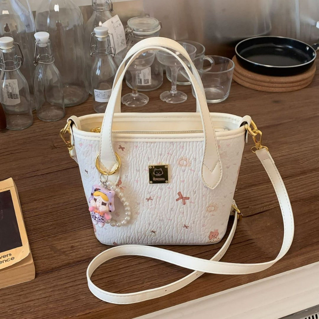 Damen kreative Handtasche mit verspieltem Anhänger Nord Taschen