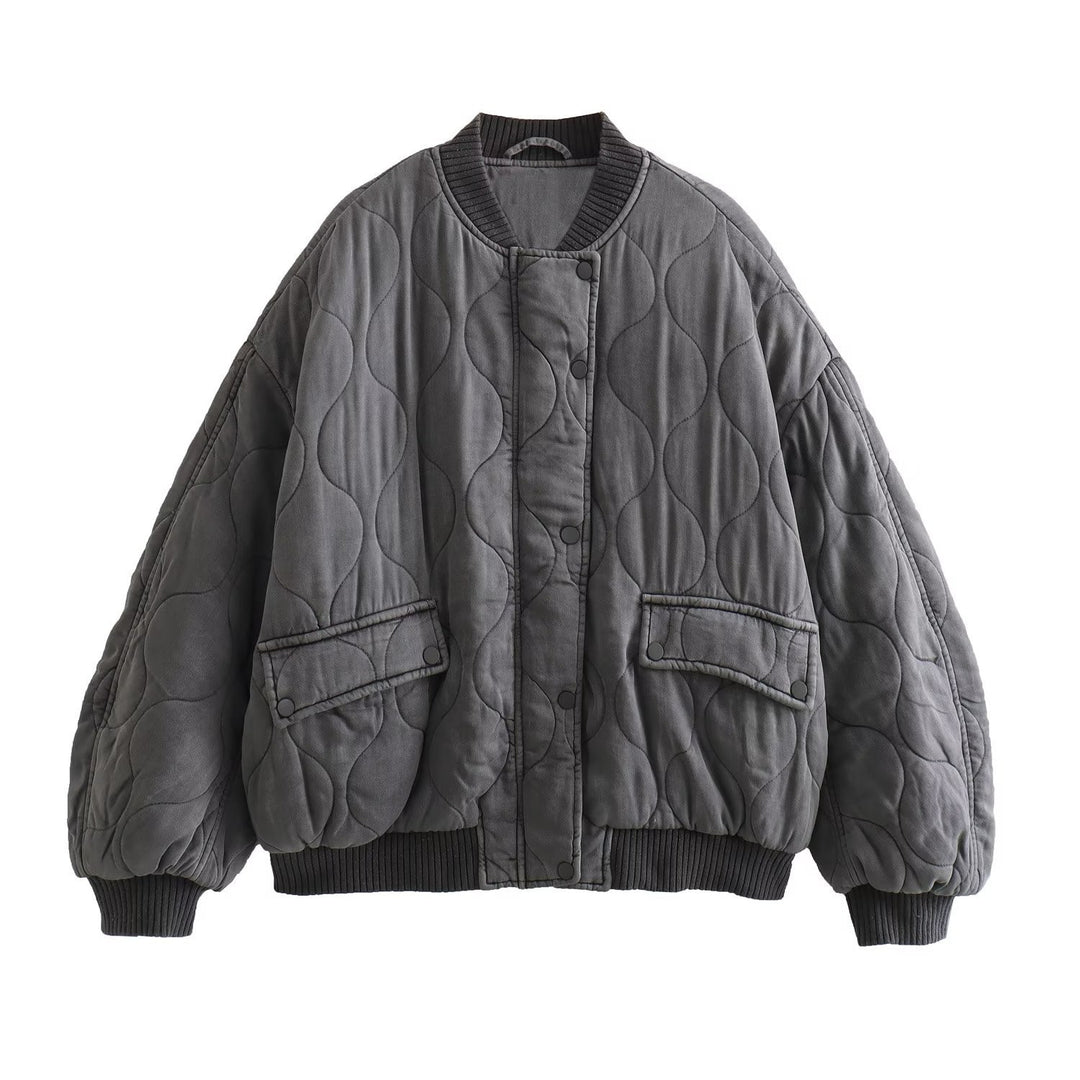 Damen Stepp-Bomberjacke mit Oversize-Silhouette, gerippten Bündchen und Pattentaschen Nord Taschen