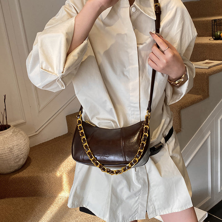 Damen Umhängetasche mit elegantem Kettenakzent Nord Taschen