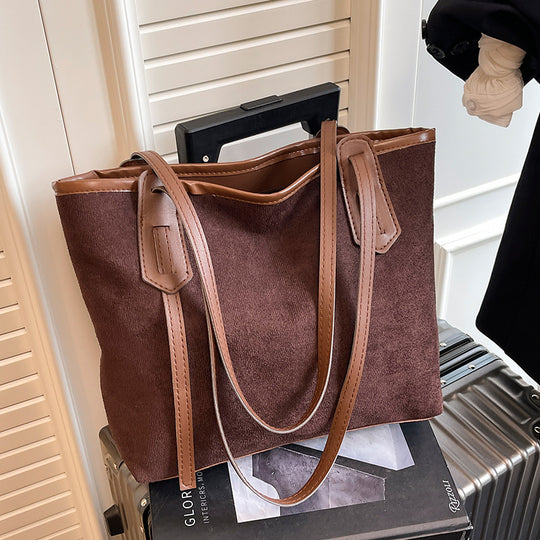 Damen elegante Schultertasche aus strapazierfähigem Material Nord Taschen