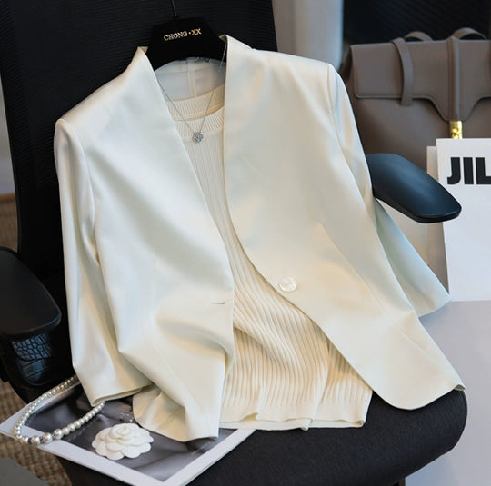 Damen Minimalistischer taillierter Einreihiger Blazer ohne Revers mit offener Kragenlinie Nord Taschen