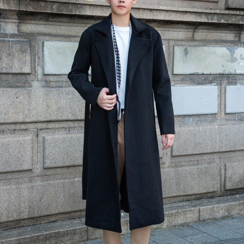 Herren Maxilanger Wollmix-Übermantel mit minimalistischer Silhouette und verdeckter Knopfleiste Nord Taschen