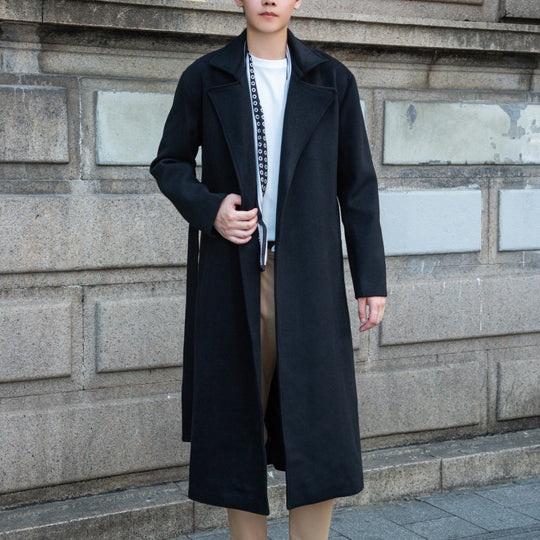 Herren Maxilanger Wollmix-Übermantel mit minimalistischer Silhouette und verdeckter Knopfleiste Nord Taschen