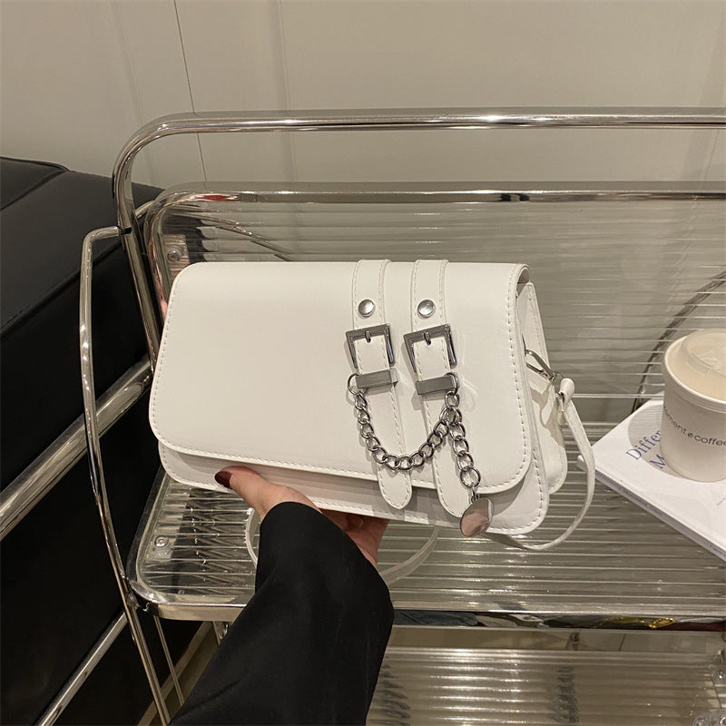 Damen elegante Umhängetasche mit modischem Kettenakzent Nord Taschen