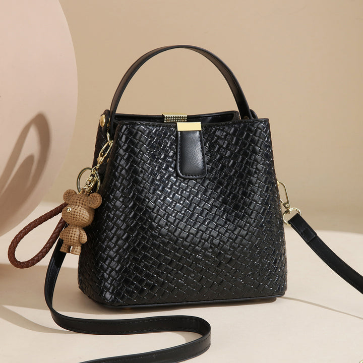 Damen Handtasche mit elegantem Teddy-Anhänger Nord Taschen