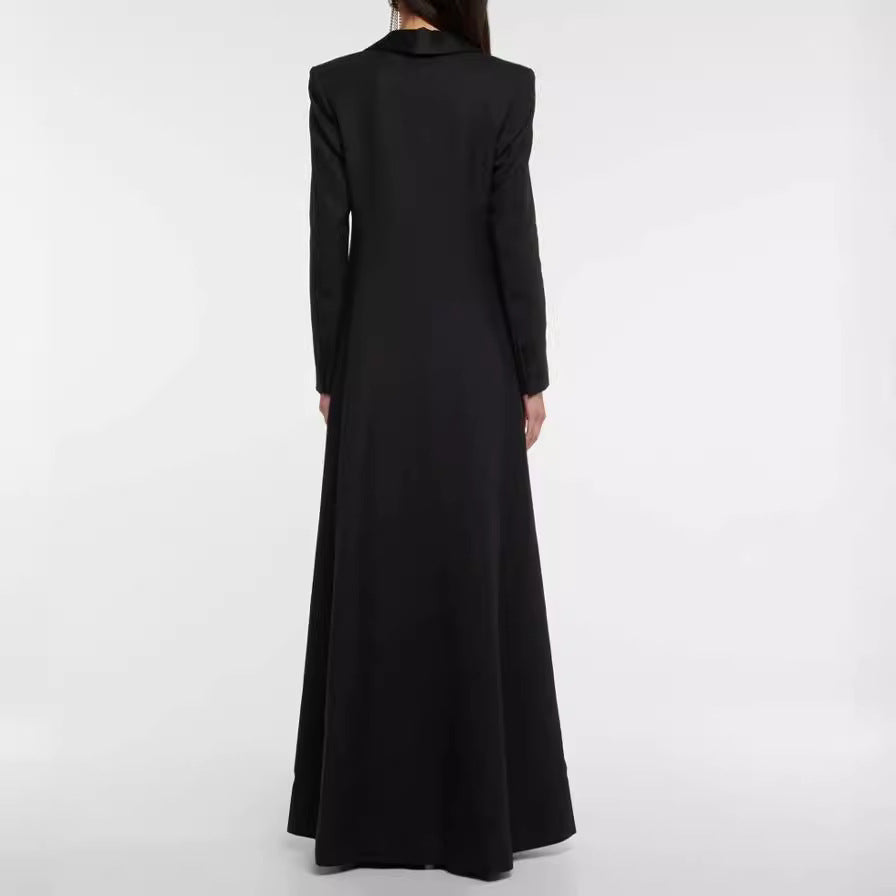 Damen Maxikleid im Smokingsakko‑Stil mit tiefem V‑Ausschnitt und tailliertem Ein‑Knopf‑Verschluss Nord Taschen