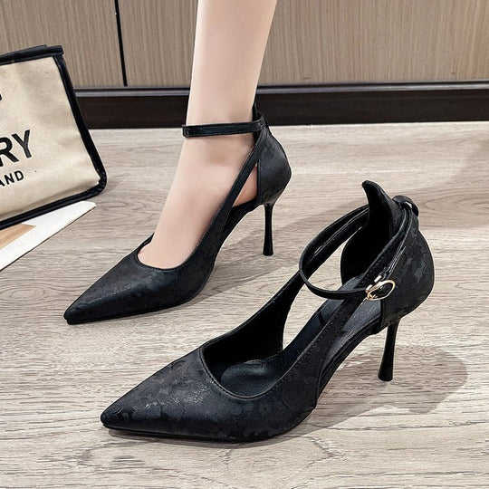 Damen Spitzen High Heels mit eleganter Fesselriemenverzierung