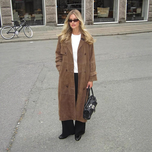 Damen Langer Wildleder‑Trenchcoat mit doppelreihiger Knopfleiste Nord Taschen