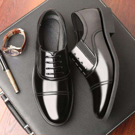 Herren Elegante und stilvolle Schnürschuhe