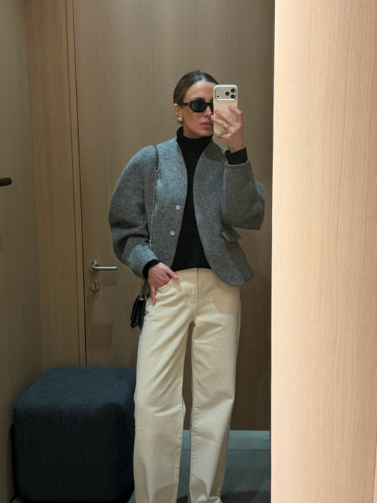 Damen Kurze Wolljacke mit Ballonärmeln und kastiger Silhouette Nord Taschen