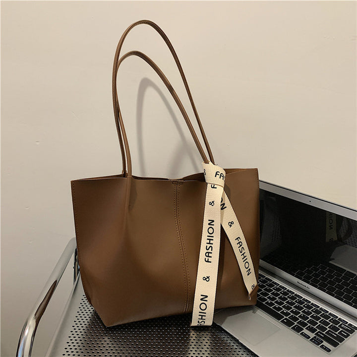 Damen elegante Tragetasche mit texturiertem Design Nord Taschen