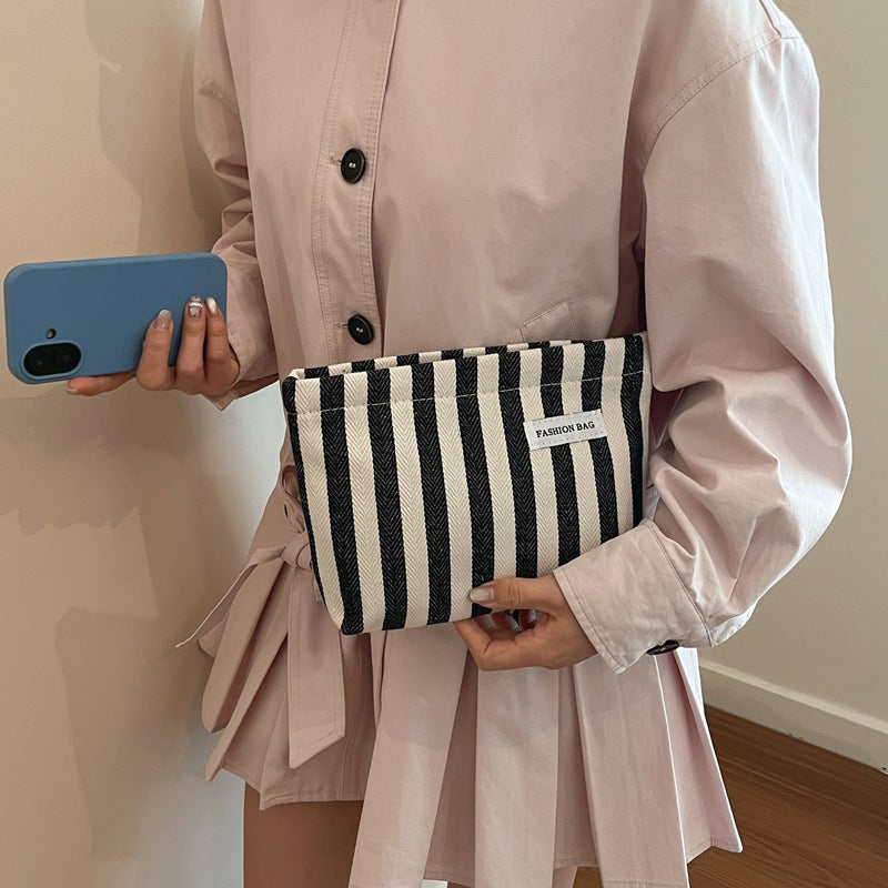 Damen Tasche mit raffiniertem Schleifenmuster Nord Taschen