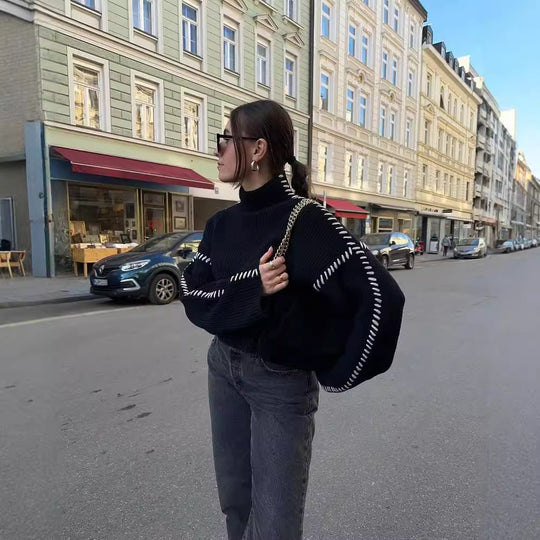 Damen Oversize-Strickpullover mit Stehkragen, Ballonärmeln und Ziernaht Nord Taschen