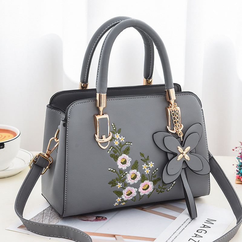 Nord Taschen | Tasche mit Blumenstickerei