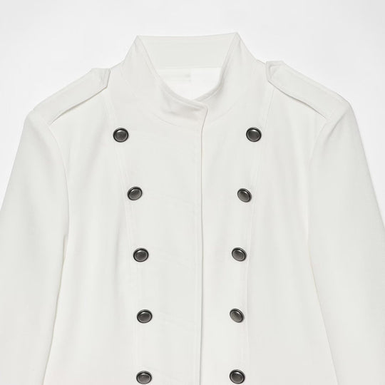 Damen Kurze militärisch-inspirierte Doppelreihige Jacke mit Stehkragen und Pattentaschen Nord Taschen