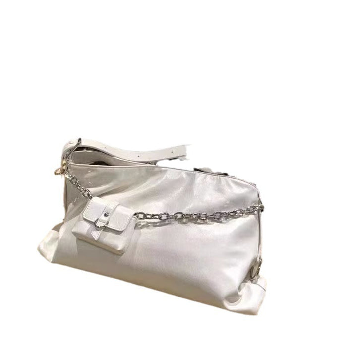 Damen Hobo-Tasche mit elegantem Kettenverzierung und praktischem Innenfach Nord Taschen